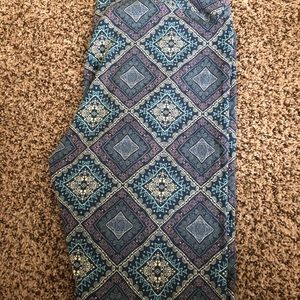 Bnwt tc lularoe leggings. Gorgeous pastel squares